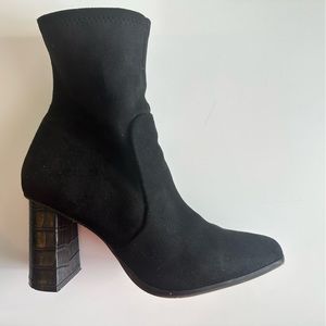 Dolce Vita Black Suede boots
